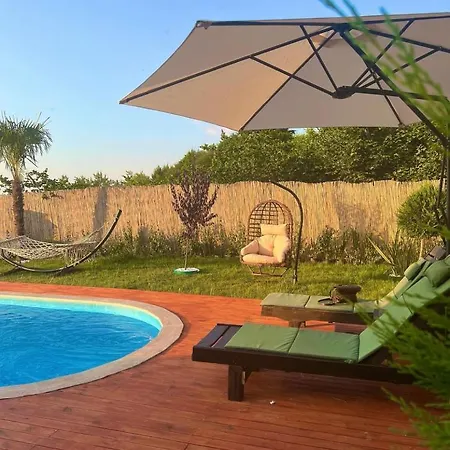 Greenworldbungalov2