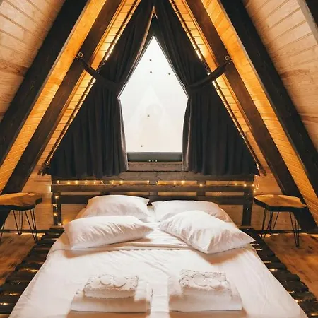 Greenworldbungalov2 호텔 *
